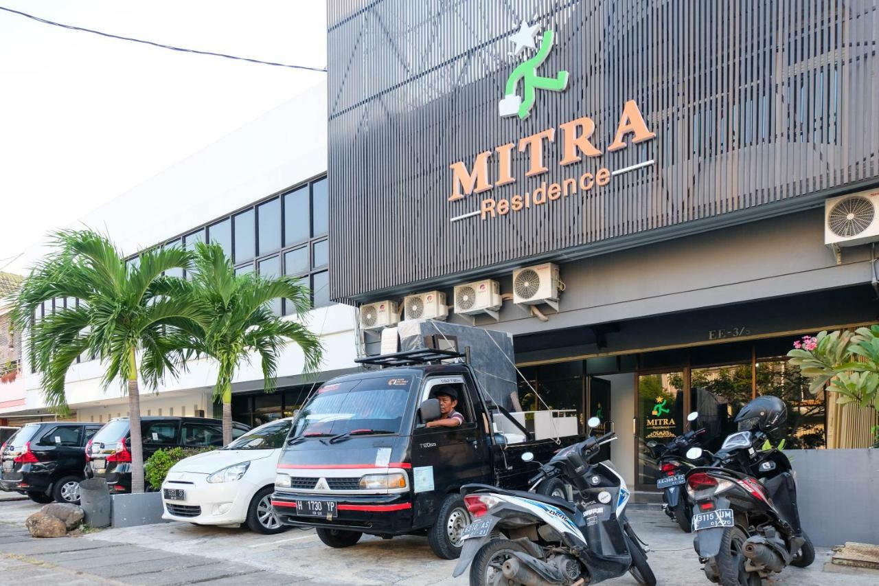 Reddoorz Near Ahmad Yani Airport 3 Hotel Semarang Eksteriør billede